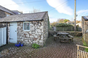 Photo 16- click for photo gallery